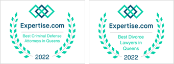 Two identical pictures of a green wreath with the words " expo 2 0 1 5 ".